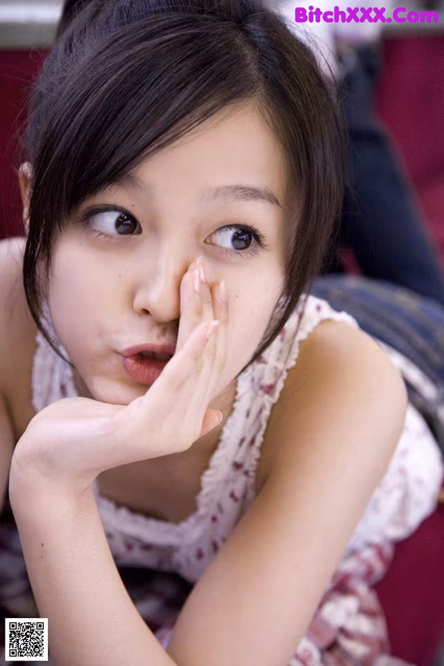 Koharu Kusumi - Swallowsquirt Bikini Nued